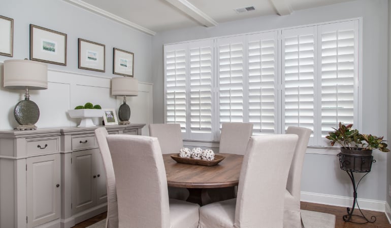  Plantation shutters in a Honolulu dining room.